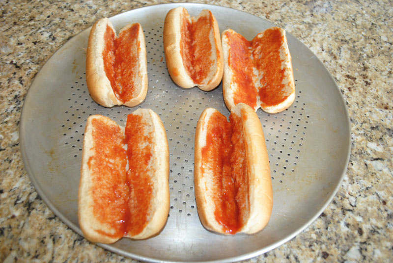 veggie hot dogs ketchup to bun