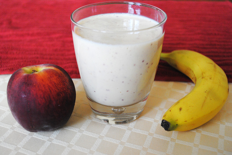 Low Fat Peach and Banana Smoothie | Recipe Treasure