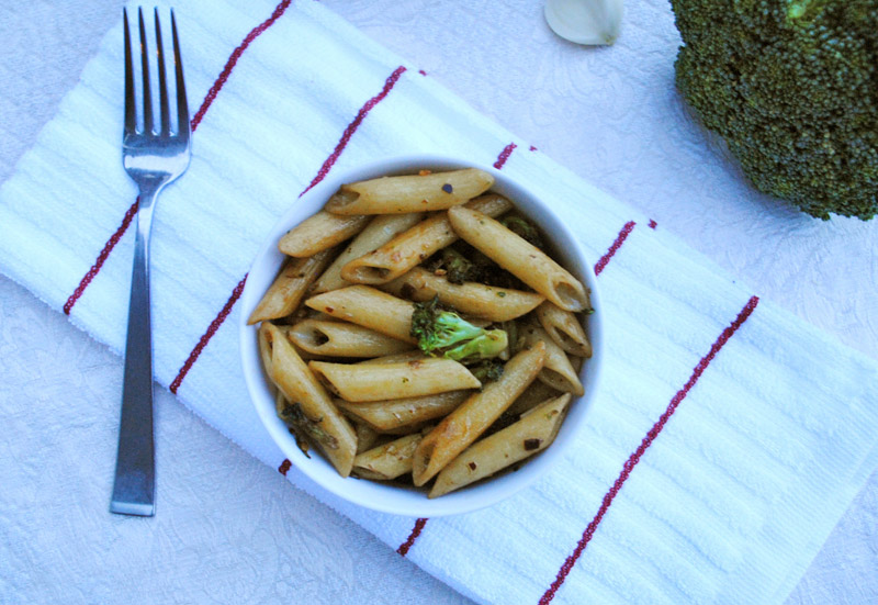 Spicy Penne with Broccoli and Garlic | Recipe Treasure | gator3130.temp.domains/~recipetr