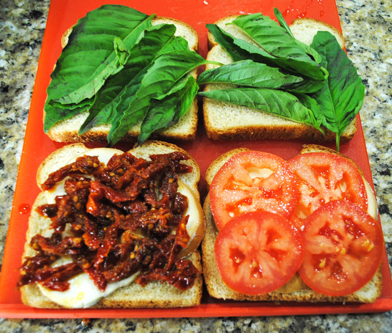 Grilled Smoked Mozzarella, Tomato, and Basil Sandwich | Recipe Treasure