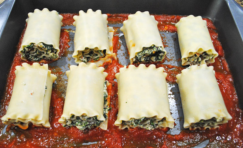 mushroom-spinach-lasagna-roll-ups-rollup-pan-recipe-treasure