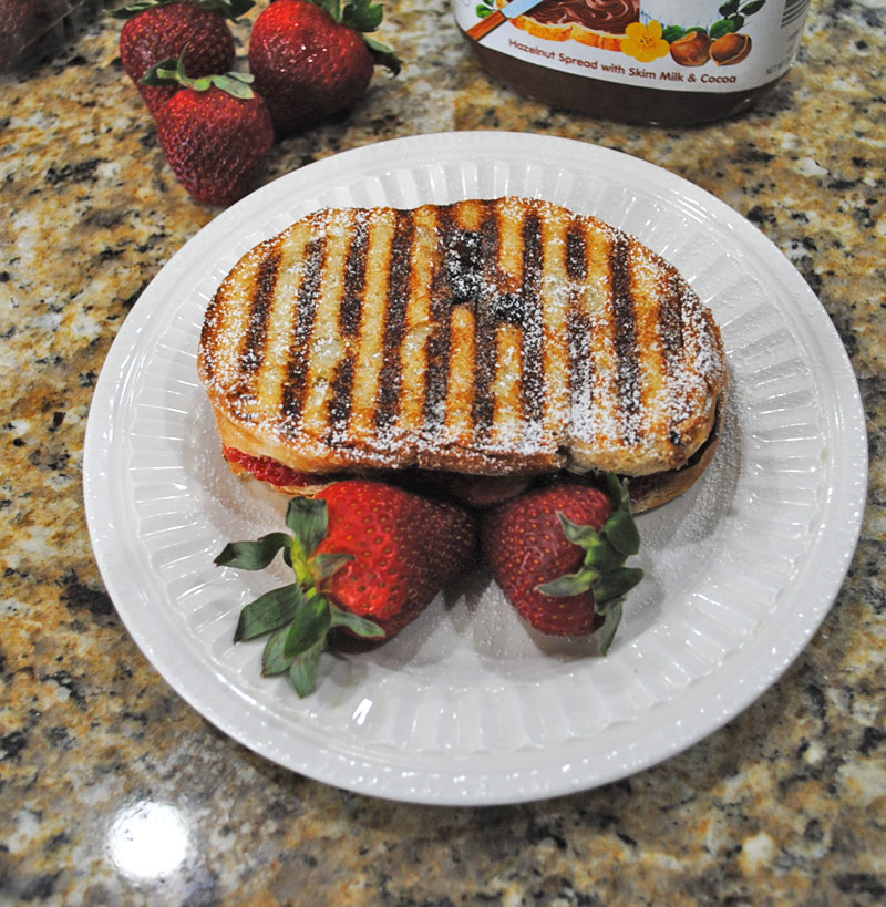 strawberry-nutella-panini-recipe-treasure-3