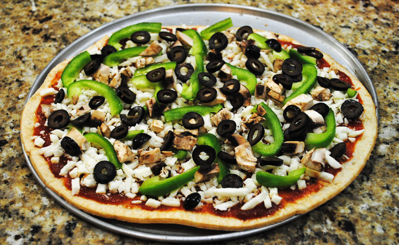 veggie-flatbread-pizza-toppings-recipe-treasure