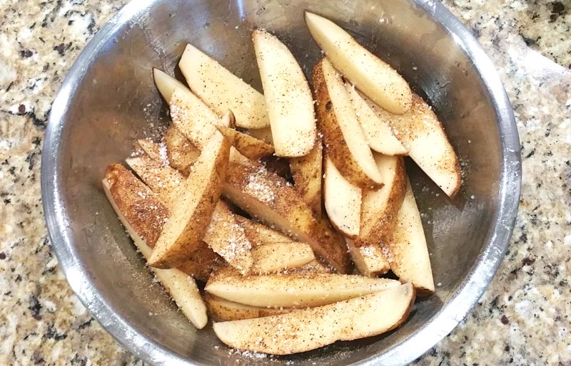 Oven-Baked Potato Wedges - Mixture - Recipe Treasure